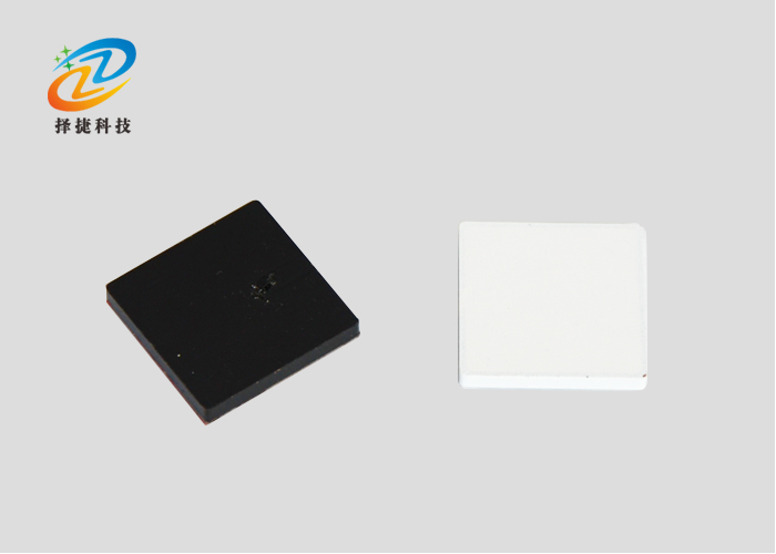 耐高溫陶瓷電子標(biāo)簽 0905實(shí)拍展示圖一