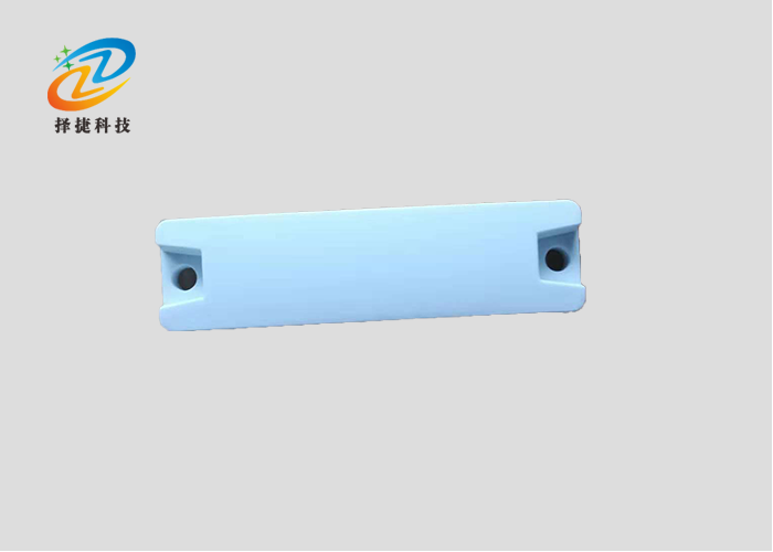 超高頻抗金屬標(biāo)簽ZJ8724實(shí)拍展示圖一